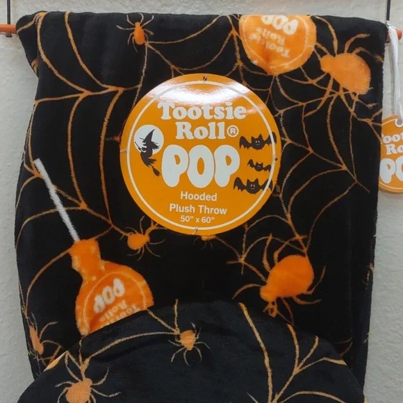 NWT Tootsie roll Tooties Pop Plush throw Hoodie Spider Web & Spider 50x60in - Picture 2 of 8